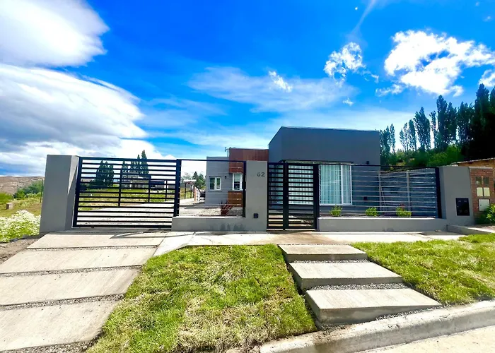 Casa Del Alto, Impecable, 3 Dormitorios, 2 Banos