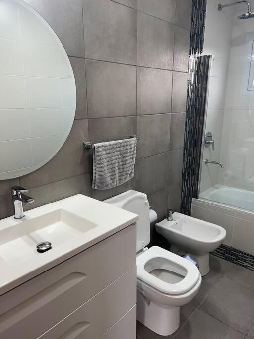 Villa Casa Del Alto, Impecable, 3 Dormitorios, 2 Banos *