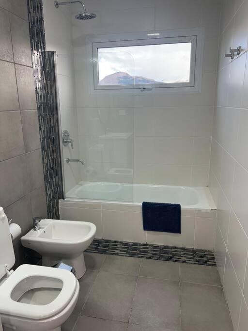 Casa Del Alto, Impecable, 3 Dormitorios, 2 Banos Villa